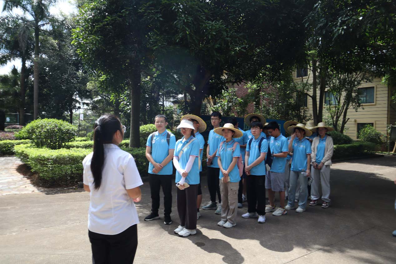 桂林理工大学环境学院实践团赴广西华鸿明阳污水处理有限公司参观学习